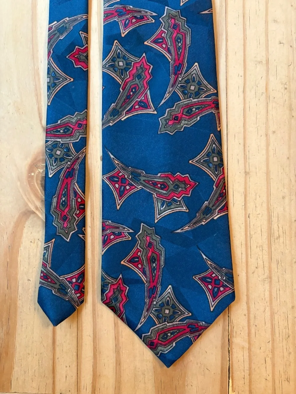 Vintage Etienne Aigner Silk Blend Blue Geometric Paisley Men's Tie